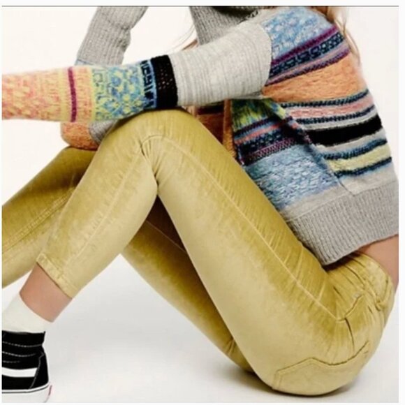 NEW free people crushed velvet pants - Picture 2 of 7